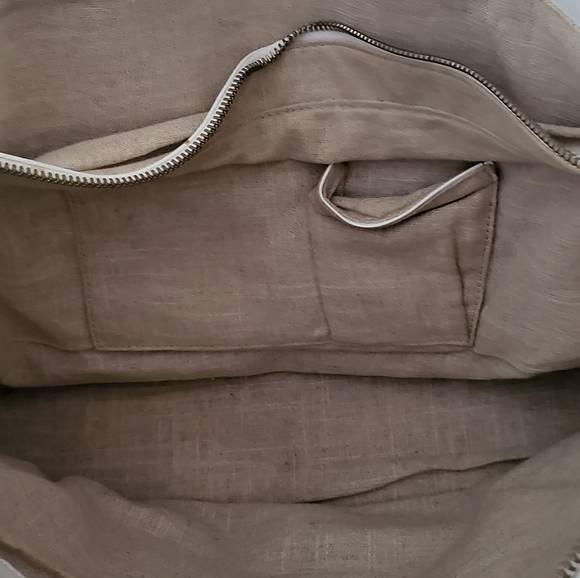 Sondra Roberts Leather Tote Purse - Picture 5 of 14